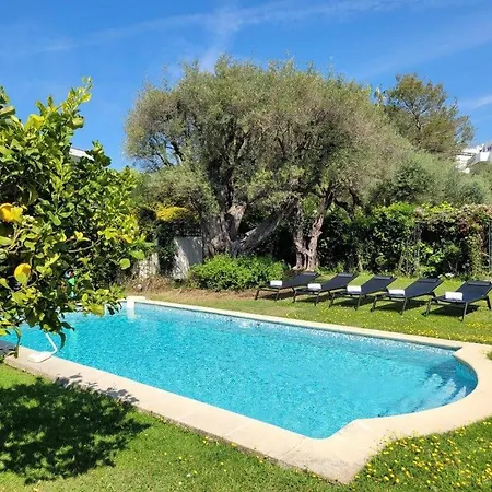 Les Pins : De Charme Avec Piscine Holiday home